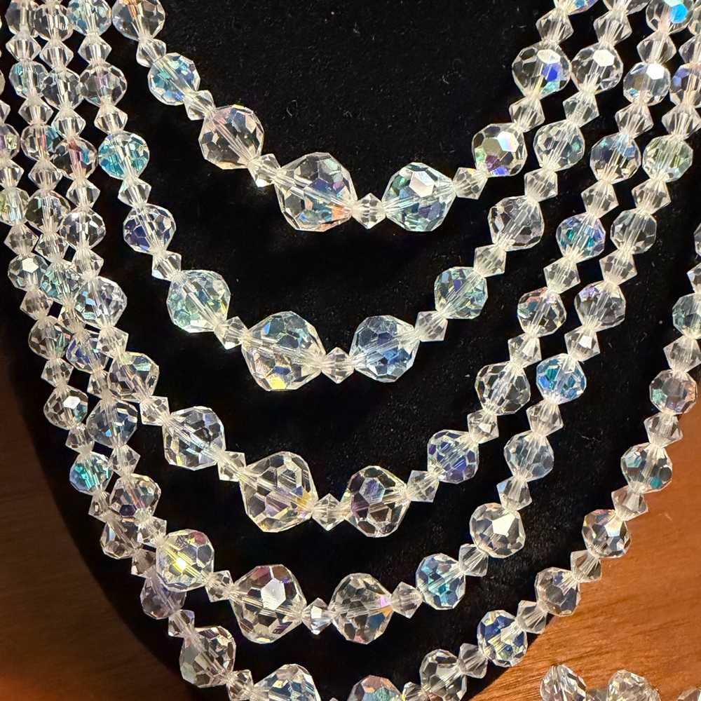 Vintage Aurora Crystal Jewelry Set - Picture 2 of 12